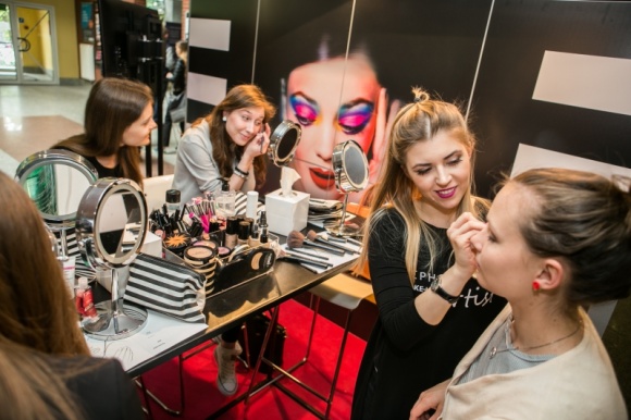 PRZYGOTUJ SIĘ NA SUKCES Z SEPHORA UNIVERSITY!