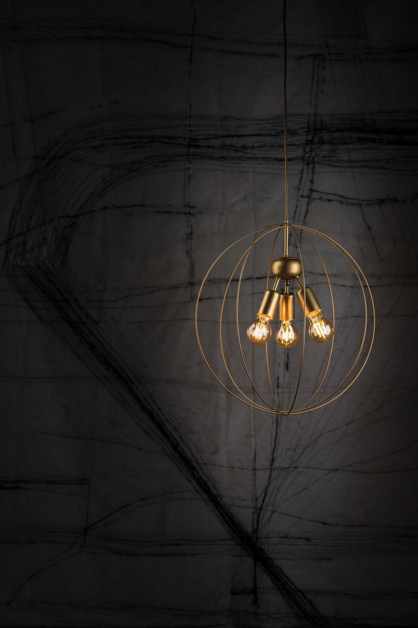 Nowość! Lampa BULLET marki Nowodvorski Lighting – design na okrągło , Nowodvorski - Nowoczesny design kojarzy nam się zwykle z minimalizmem i prostotą. Utrzymane w takiej estetyce aranżacje nie muszą być jednak pozbawione szykownych, dekoracyjnych elementów wyposażenia. Doskonałym dopełnieniem modnych przestrzeni będzie najnowsza lampa BULETT marki Nowodvorski Lighting, która urzeka ciekawą formą a jednocześnie nadaje wnętrzom intymny, elegancki charakter.