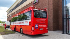 Oddaj krew i pomóż potrzebującym Zakupy, LIFESTYLE - Wystarczy kilka minut, by uratować komuś życie. 18 lipca na placu przed Magnolia Park rusza kolejna akcja krwiodawstwa. – Liczy się każda kropla – mówi Monika Kopeć z Regionalnego Centrum Krwiodawstwa i Krwiolecznictwa we Wrocławiu.